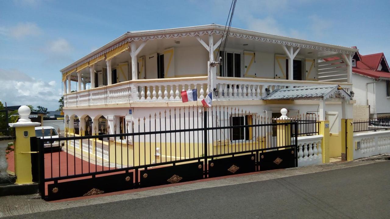 Villa Mancina Capesterre-Belle-Eau Exterior foto